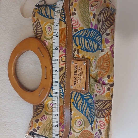 RELIC Satchel Bag w/ Oval Wooden Handle & Detachable Crossbody Strap - Picture 9 of 13